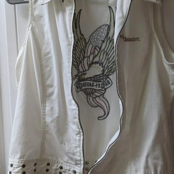 Harley Davidson Ladies White Sleeveless Cotton Vest with Eagle Applique on Back - Picture 4 of 4